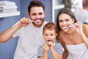 Keep Your Family’s Smile Healthy This Summer – Plan Your Vacation Wisely!