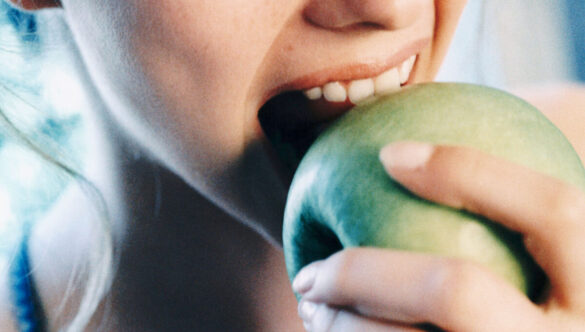 10 Best Foods To Soothe Dry Mouth and Boost Saliva Production