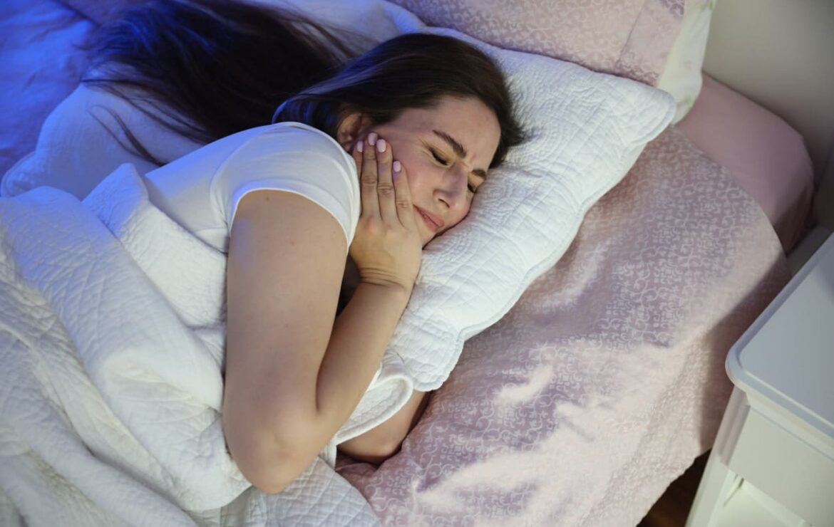 Toothache at Night: Why It Gets Worse & How to Get Relief